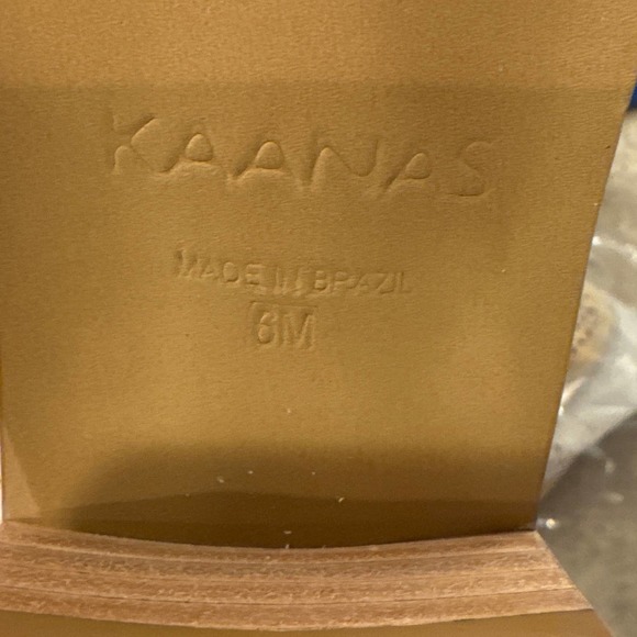 Kaanas Camel Warsaw Ankle Bootie NEW Size 6 - Picture 9 of 9